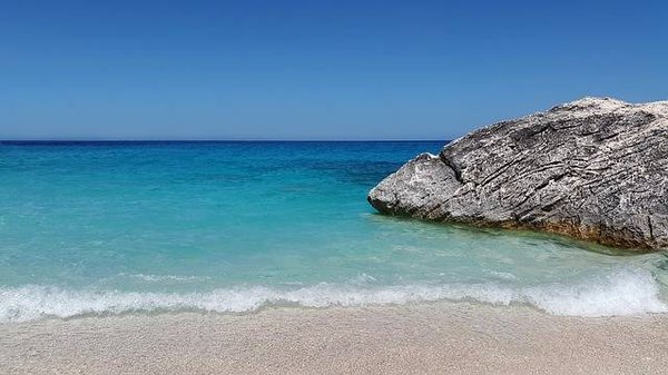 Explorer les plus belles plages de la Méditerranée